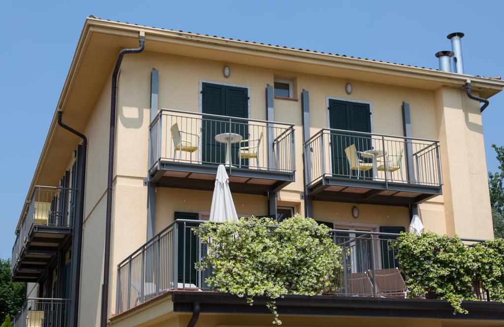 Hotel Al Caval Torri Del Benaco Exterior foto